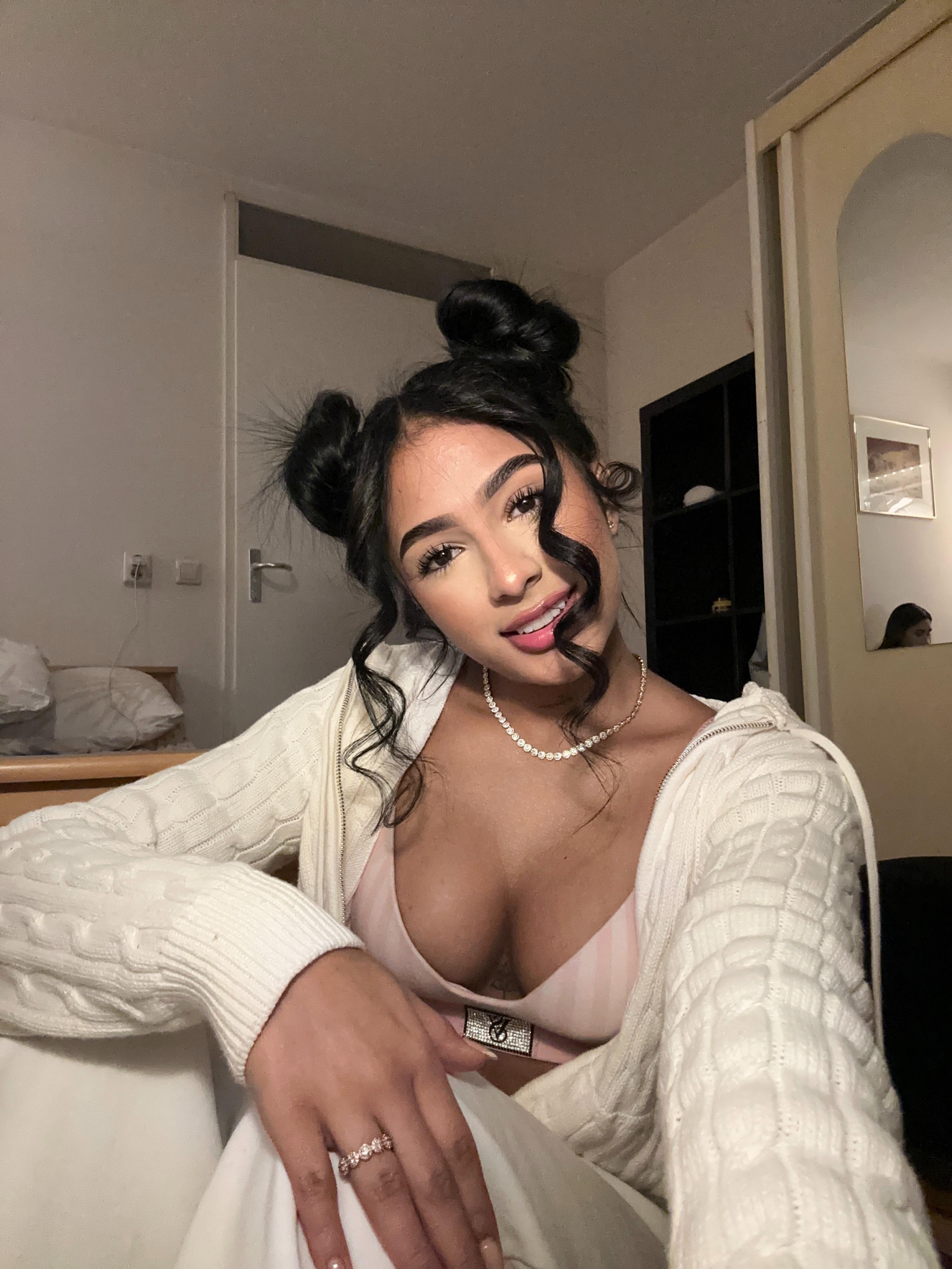 Escort - DIANA - Ibiza Tops